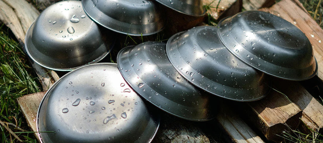 Steel plates and bowls sale